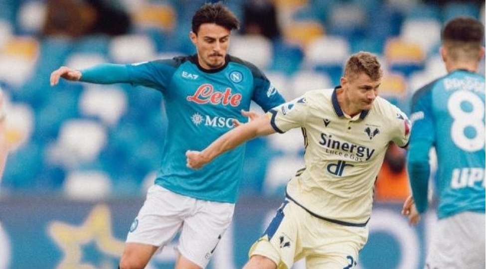 napoli-dogma-meydanda-xal-itirdi