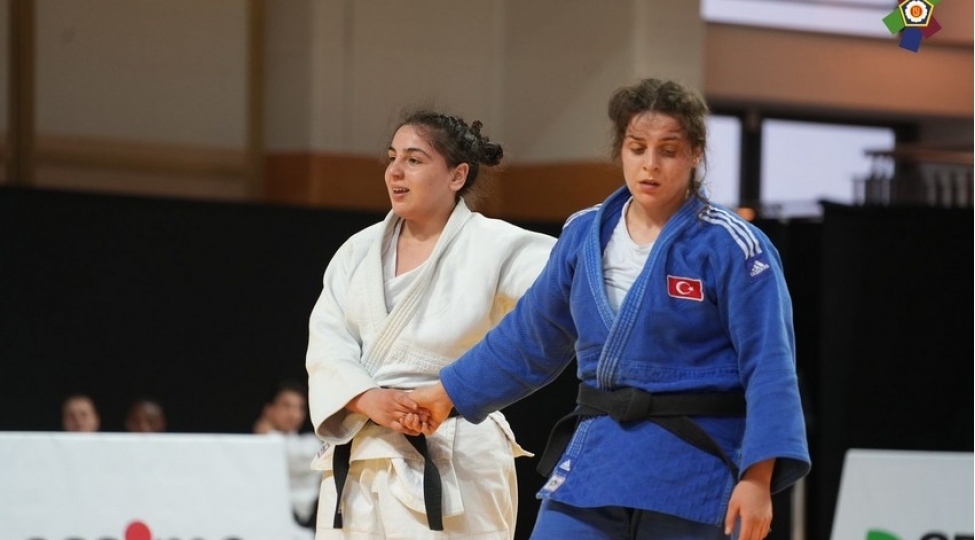azerbaycan-cudochulari-avropa-kubokunu-6-medalla-basha-vurublar