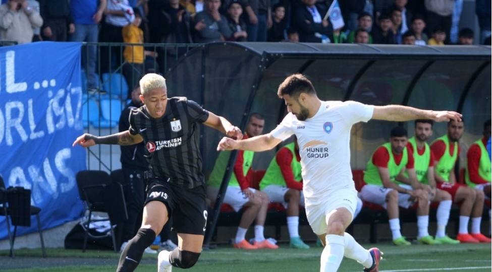 neftchi-azerbaycan-kubokunda-20-ci-sefer-meglubiyyetini-alib