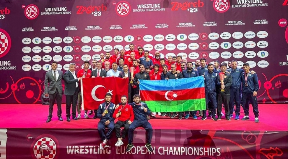 azerbaycan-guleshinde-yeni-rekord