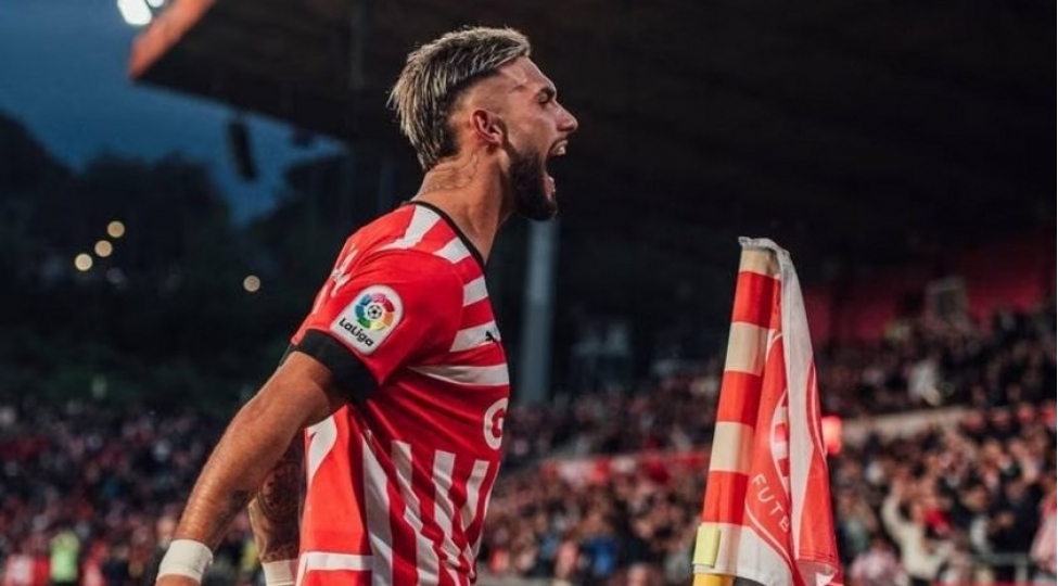 argentinali-hucumchu-la-liqada-real-madride-4-qol-vuran-ilk-futbolchu-olub