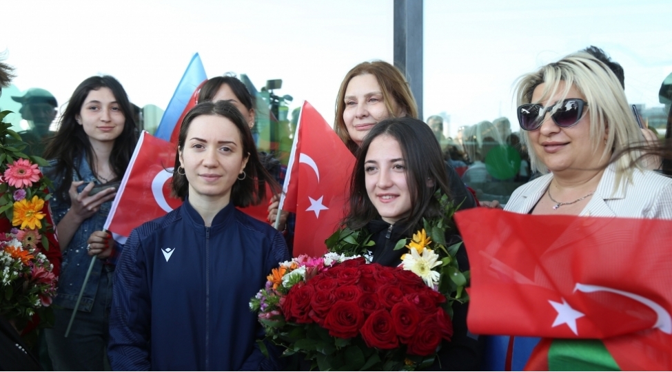 bizi-devet-etdikleri-uchun-prezident-ilham-eliyev-ve-xanimi-mehriban-eliyevaya-teshekkur-edirem-cansu-bektash