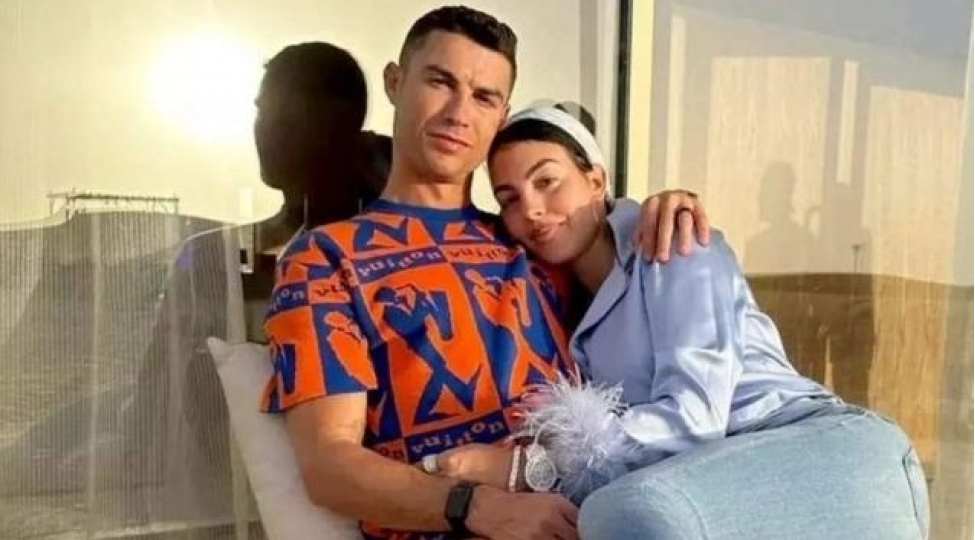 ronaldo-corcina-ancaq-xercleyir-bashqa-hech-ne-etmir