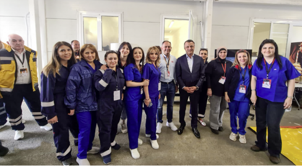 formula-1le-elaqedar-10-menteqede-chalishmaq-uchun-10-hekim-ve-10-tibb-bacisi-tehkim-olunub