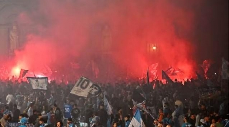 chempionlugu-qeyd-ederken-dunyasini-deyishdi