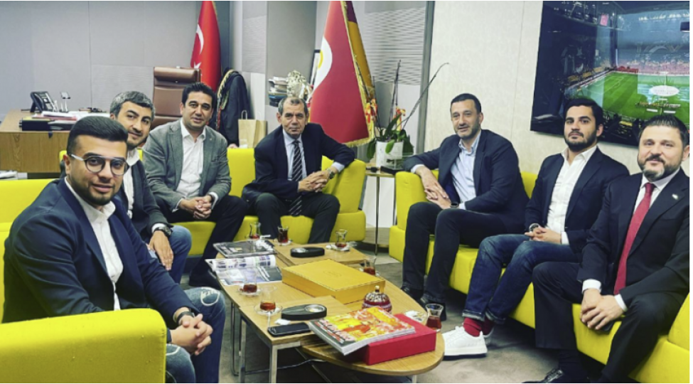 qarabag-ve-qalatasaray-klublarinin-rehberliyi-arasinda-gorush-olub