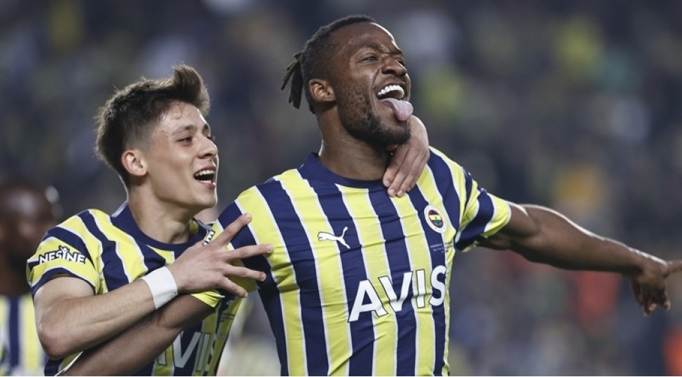 fenerbagcha-trabzonspora-qalib-gelib
