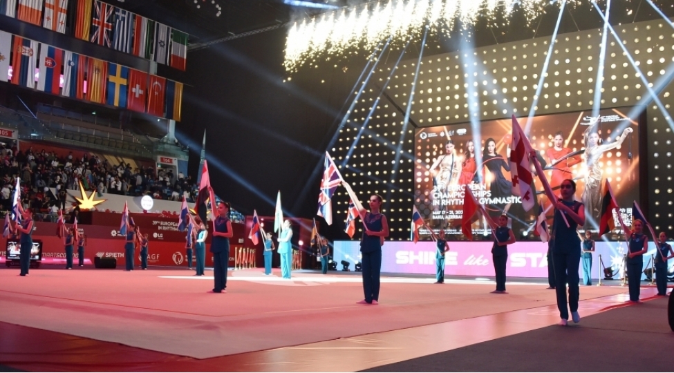 avropa-gimnastikasinin-bayragi-azerbaycandan-macaristana-oturulub