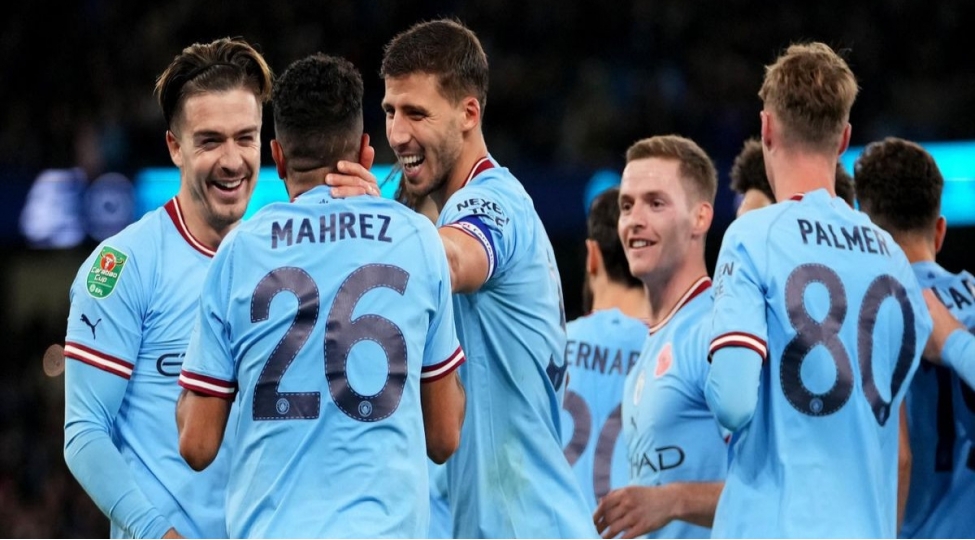 manchester-siti-unikal-gostericiye-imza-atib
