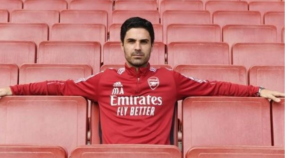 arsenal-14-oyunchusu-ile-yollari-ayira-biler