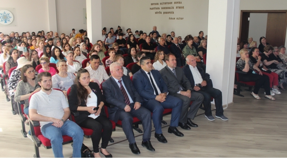 nizami-rayonunda-heyder-eliyev-ve-azerbaycanda-multikulturalizm-siyaseti-movzusunda-tedbir-kechirilib-foto