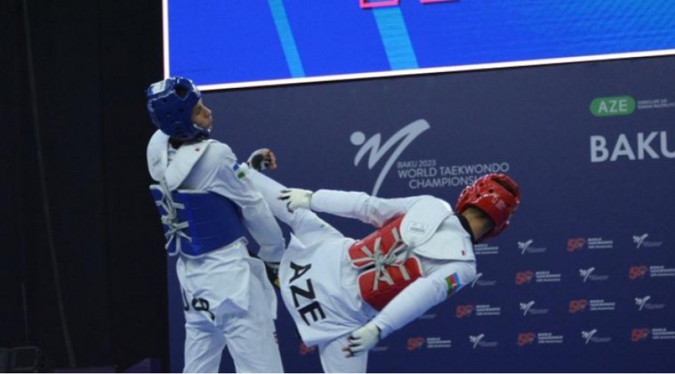azerbaycanin-2-taekvondochusu-dunya-chempionatinda-chixishini-basha-vurub
