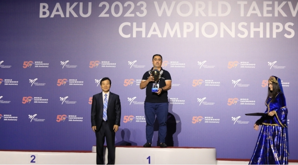 yigmamiz-en-yaxshi-doyushchu-ruhu-nominasiyasina-layiq-gorulub
