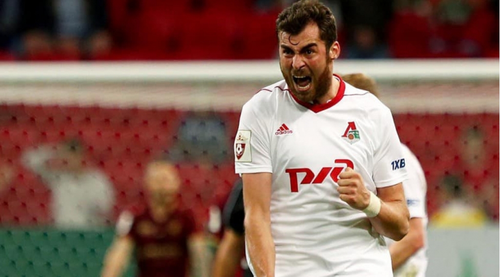 neftchinin-futbolchusu-gurcustan-yigmasina-devet-olunub