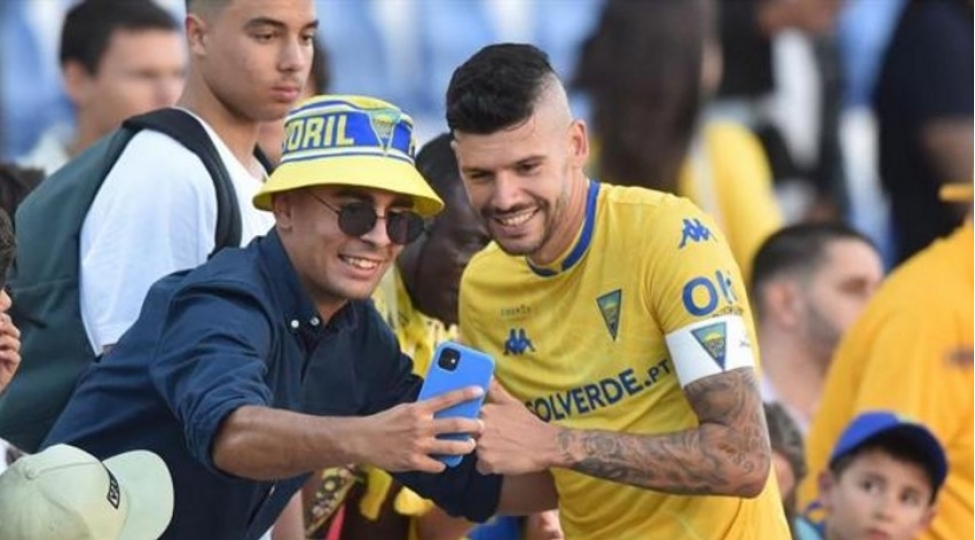 sabah-portuqaliya-klubunun-futbolchusunu-transfer-etmek-isteyir