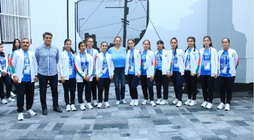 nazir-muavini-xususi-yay-olimpiya-oyunlarinda-ishtirak-edecek-idmanchilarimizla-gorushub