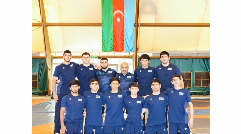 millimizin-10-uzvunden-7-si-fexri-kursuye-qalxib