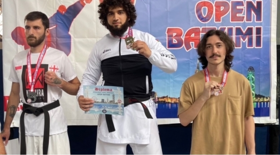 ulvi-memmedov-karate-uzre-beynelxalq-turnirin-qalibi-olub