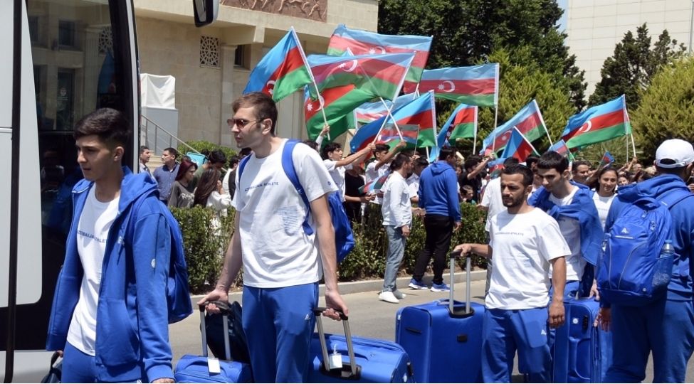 azerbaycan-idmanchilari-polshada-kechirilecek-iii-avropa-oyunlarina-yola-dushubler-foto