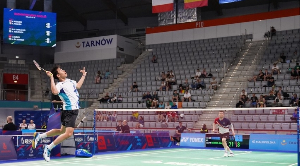 avropa-oyunlari-azerbaycan-badmintonchulari-chixishlarini-basha-vurublar