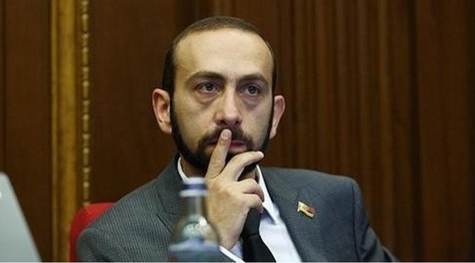 paradoks-ermenistan-da-dunya-nizamindan-danishir