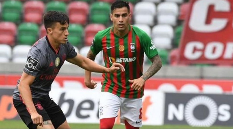 neftchinin-sabiq-futbolchusu-portuqaliya-klubuna-kechib