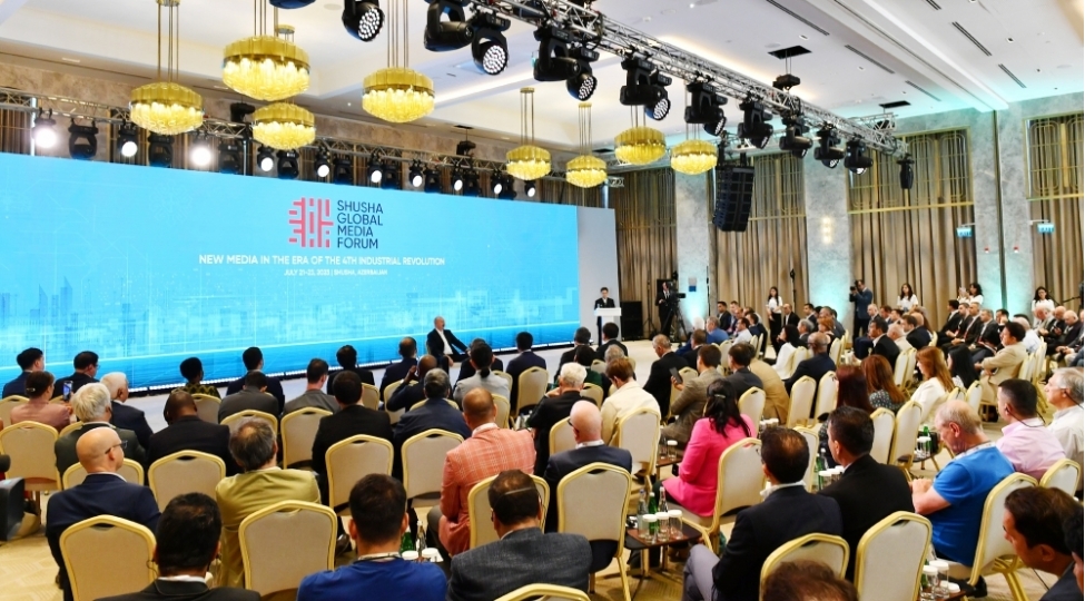 dunyaya-ses-salan-mohteshem-shusha-qlobal-media-forumu