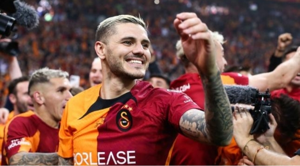 ikardi-qalatasaray-uchun-istanbula-qayidir