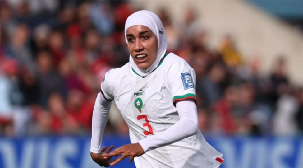 merakesh-futbolchusu-dunya-chempionatinda-oynayan-ilk-hicabli-qadin-olub