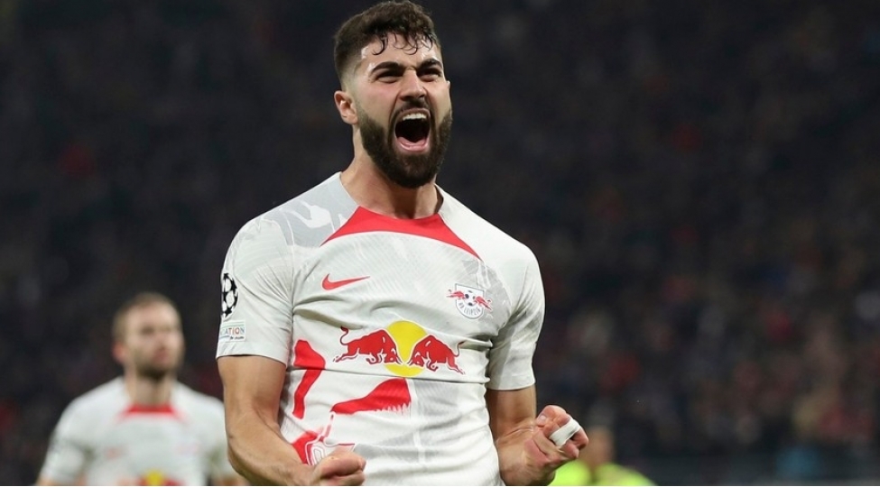 manchester-sitinin-yeni-transferi-futbol-tarixinin-en-bahali-mudafiechisi-olub