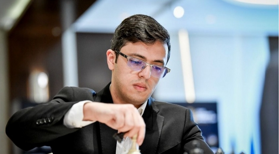 dunya-kuboku-nicat-abasov-ilk-partiyada-hech-heche-oynayib
