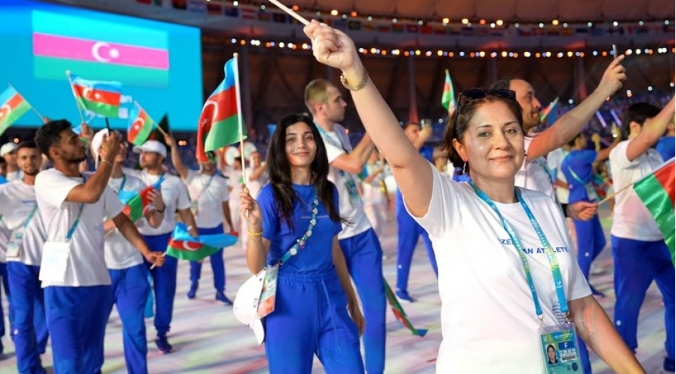 universiadada-ishtirak-etmish-azerbaycan-idmanchilari-vetene-qayidiblar