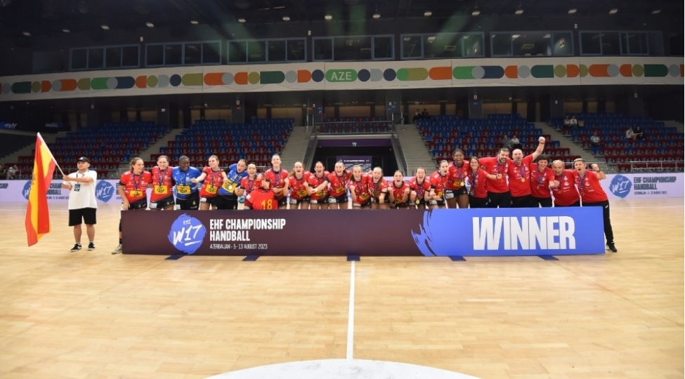 17-yashadek-hendbolchu-qizlarin-avropa-chempionati-basha-chatib