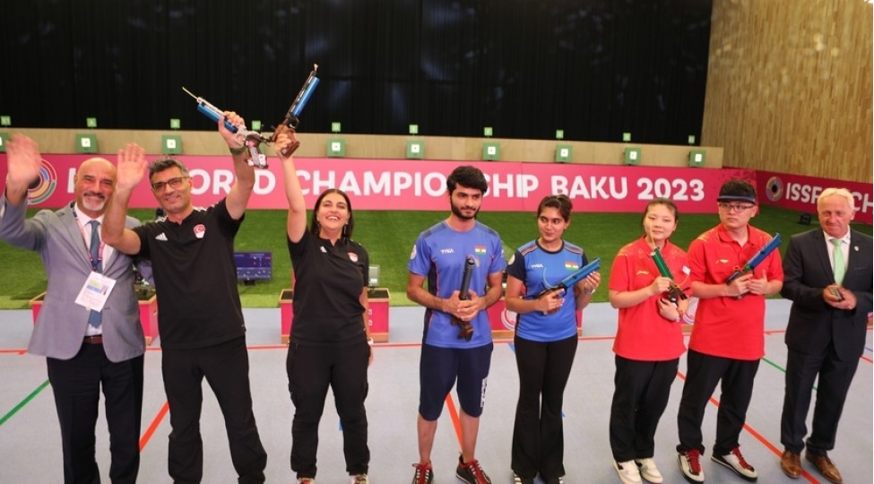 turkiye-millisinin-uzvleri-dunya-chempionatinda-mukafatchilar-sirasinda-yer-aliblar