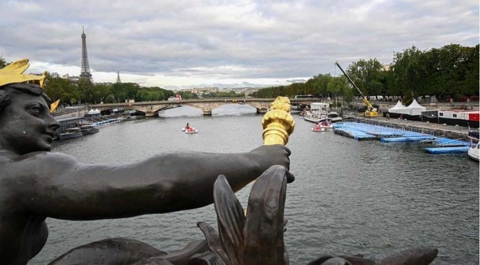 fransada-uzguchuluk-yarishi-sena-chayinda-suyun-keyfiyyetine-gore-legv-edilib