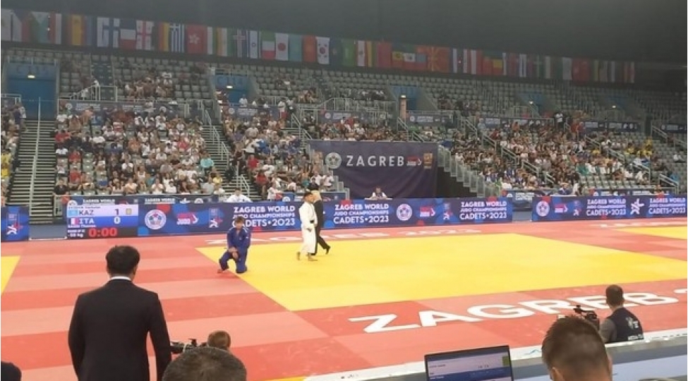 dunya-chempionati-azerbaycan-cudochusu-novbeti-qelebesini-qazanib-yenilenib