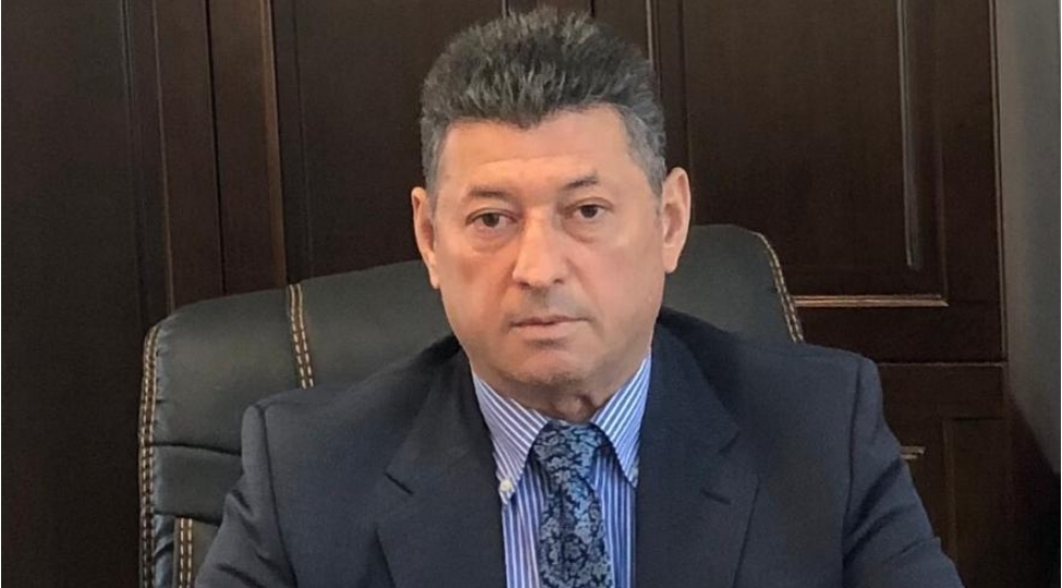 sosial-mediasaxta-profiller-feyk-melumatlarsui-istifadeler-foto