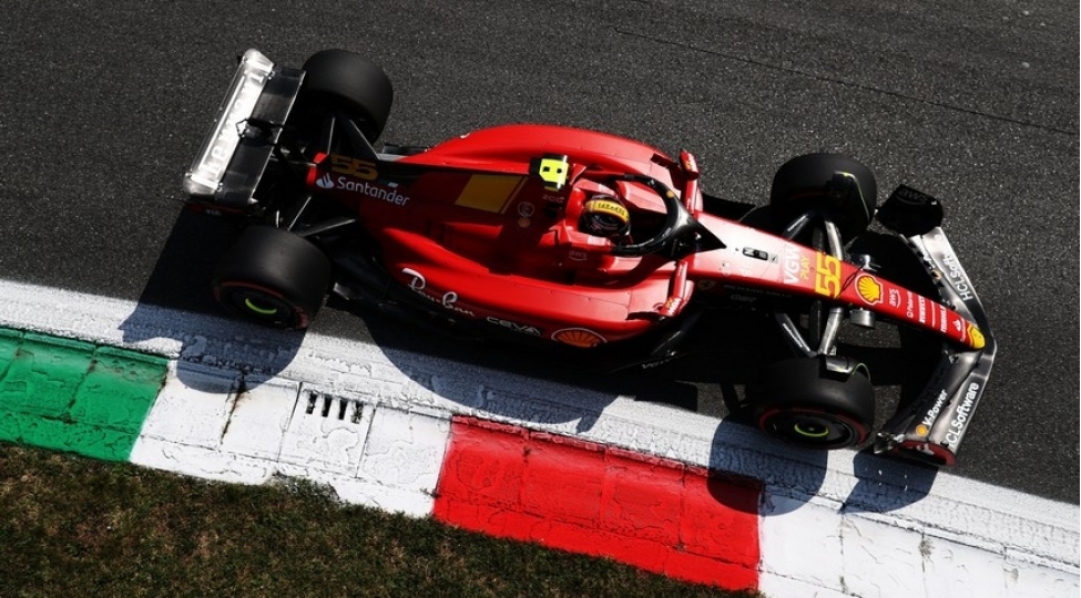 formula-1-karlos-sayns-italiya-qran-prisinin-siralama-turunda-en-yaxshi-netice-gosterib