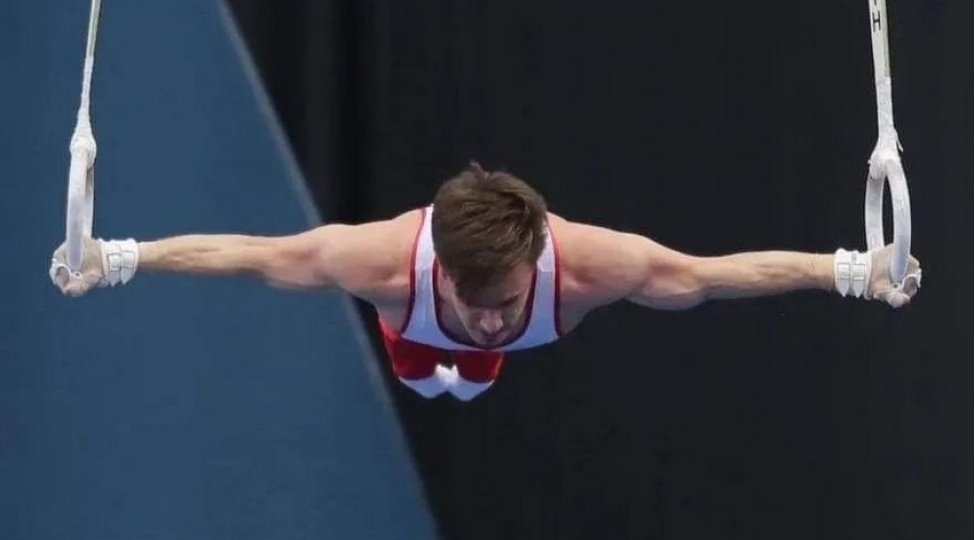 azerbaycanin-iki-gimnasti-beynelxalq-turnirlerde-medallar-qazanib