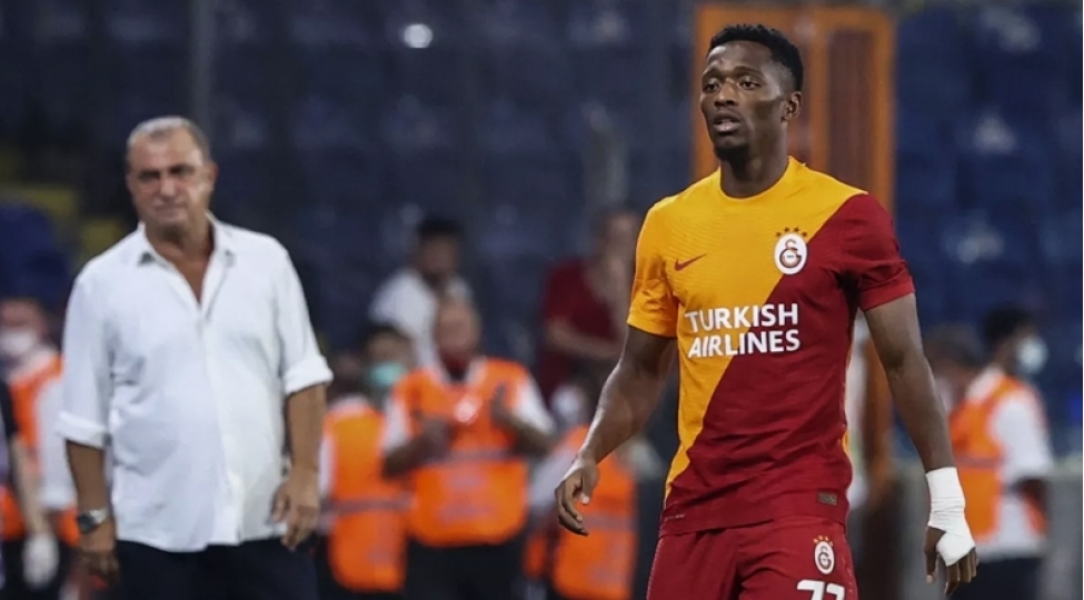 qalatasarayin-sabiq-futbolchusu-sabahda