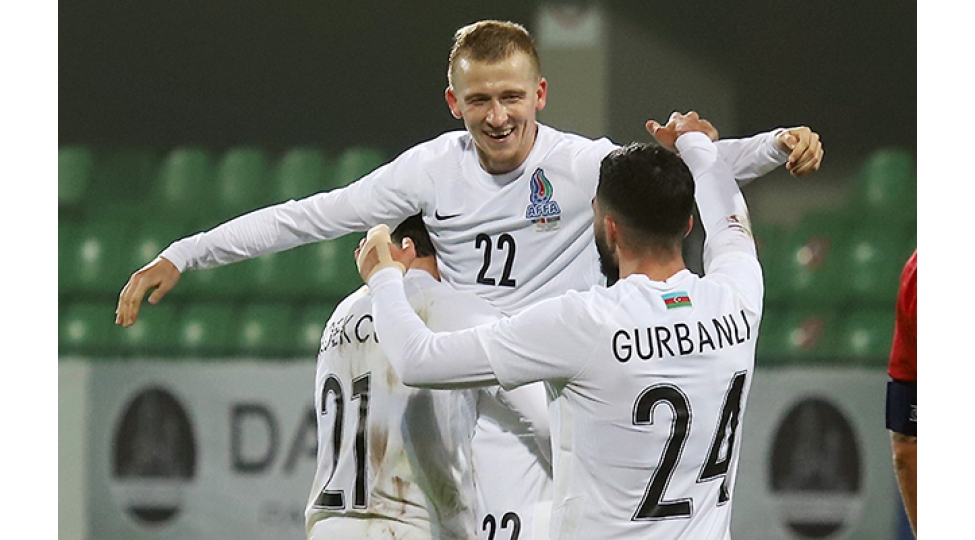 azerbaycan-millisi-yoldashliq-oyununda-qelebe-qazanib-yenilenib