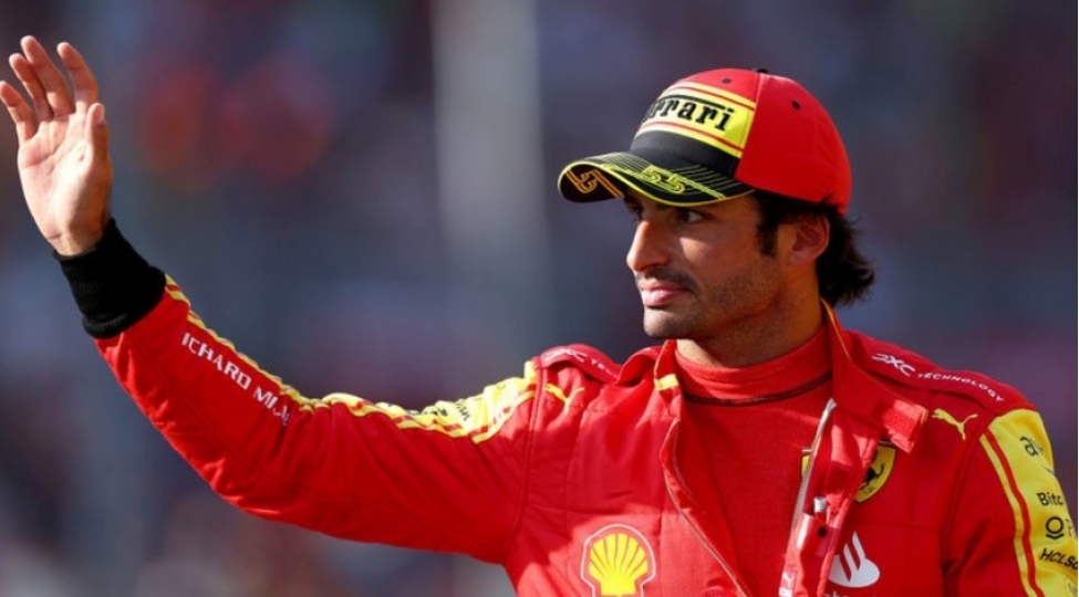 formula-1-karlos-sayns-sinqapur-qran-prisinin-siralama-turunda-en-yaxshi-netice-gosterib