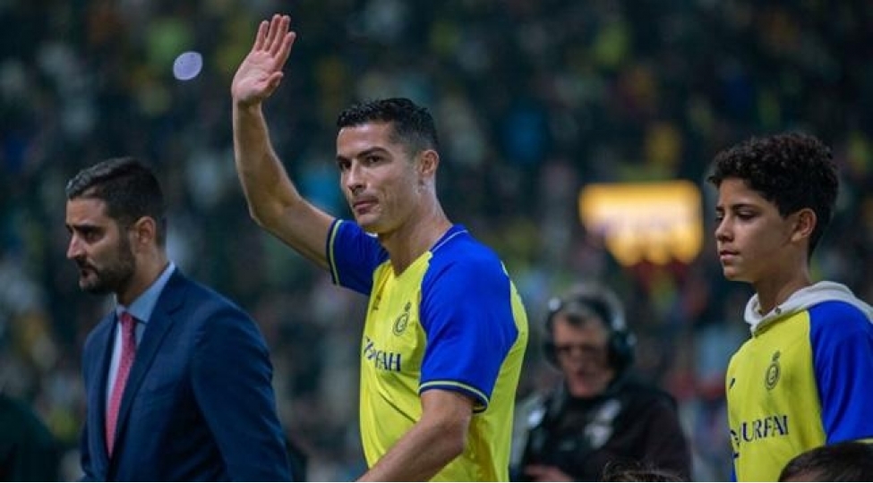 ronaldo-ayaqlarim-besdir-deyene-qeder-oynayacagam