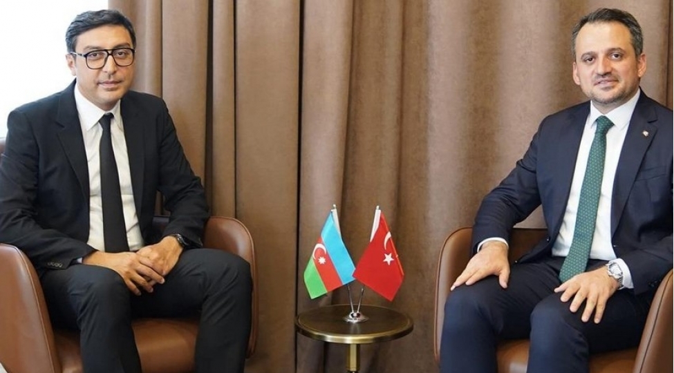 ferid-qayibov-turkiyenin-gencler-ve-idman-nazirinin-muavinini-qebul-edib