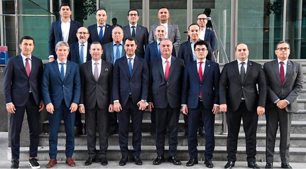 affa-nin-bash-katibi-turkdilli-olkeler-arasinda-sazish-imzalanmasi-qerara-alinib