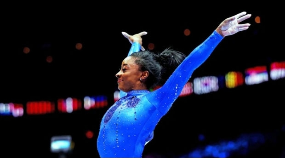 absh-li-idmanchi-tarixin-en-titullu-gimnasti-oldu