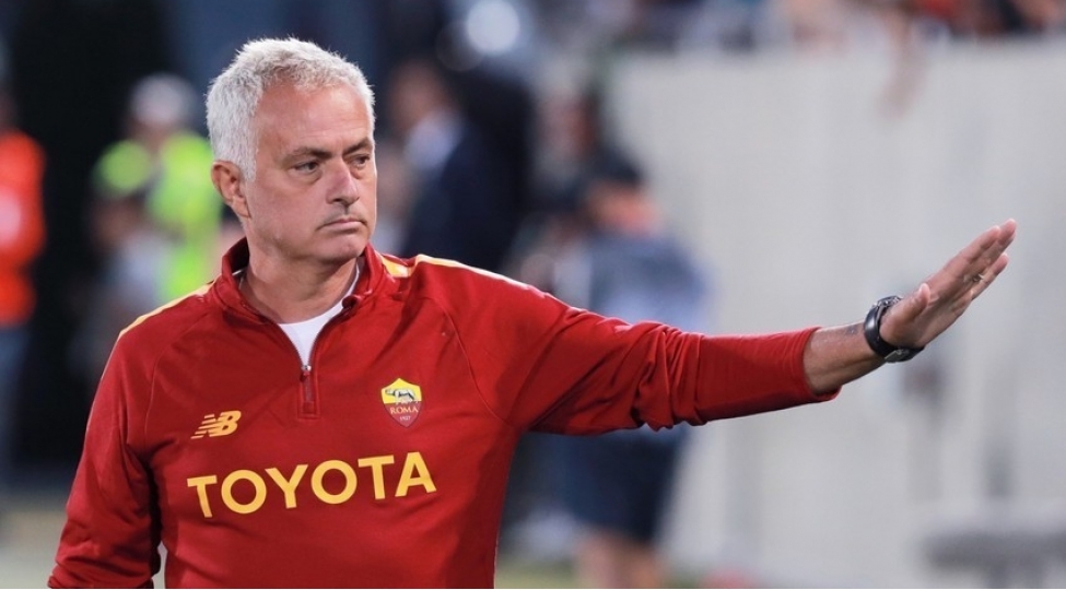 mourinyo-romadan-qovula-biler