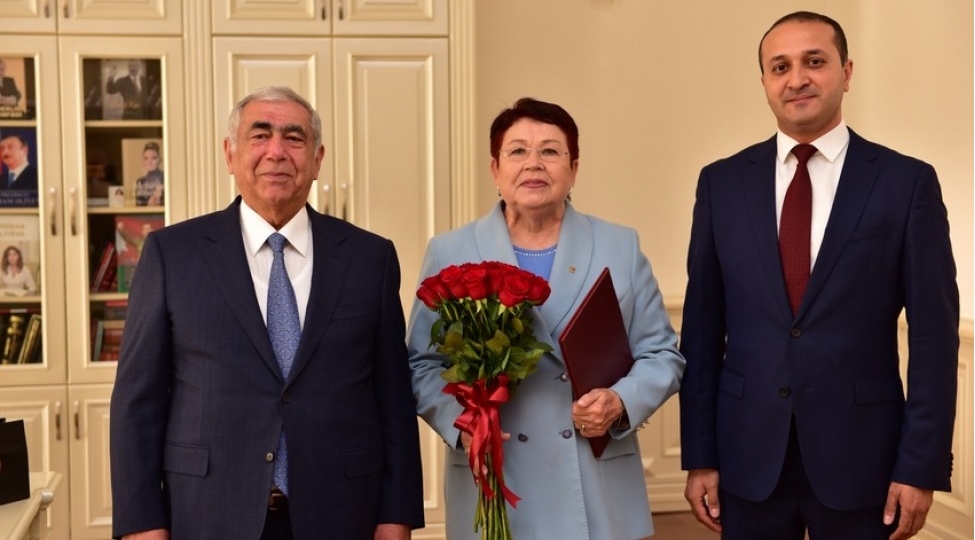 lyudmila-shubina-fexri-fermanla-teltif-edilib