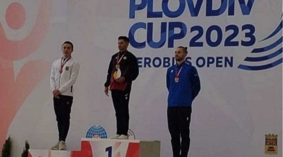 azerbaycan-gimnastlari-beynelxalq-turnirde-qizil-ve-gumush-medal-qazaniblar