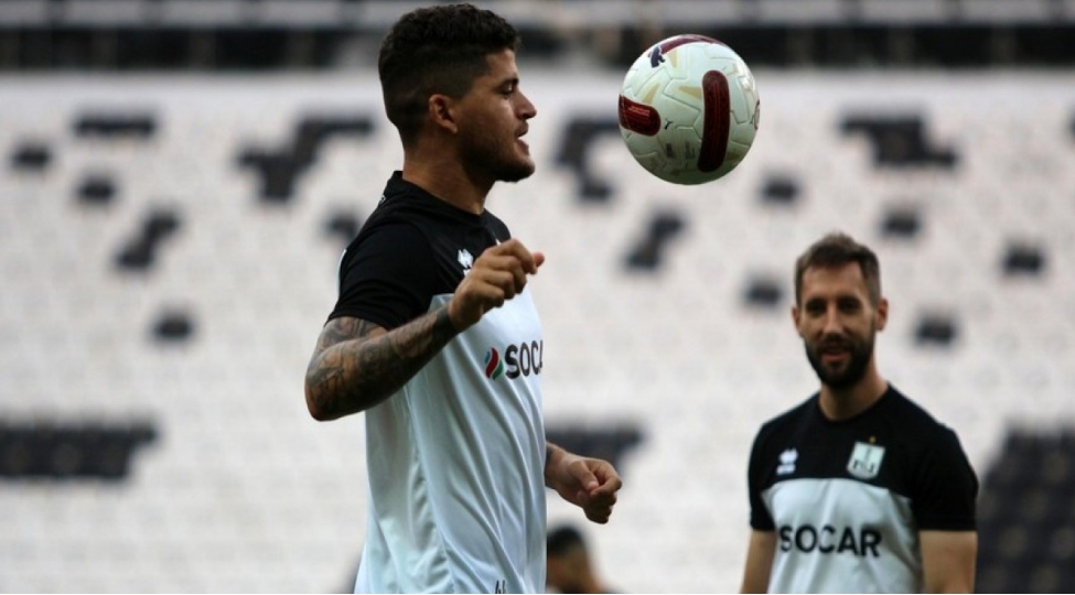 neftchi-merkez-mudafiechisi-ile-yeni-muqavile-baglamaq-isteyir